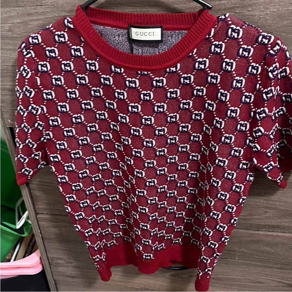 Burgundy Knit Top with Pattern size S